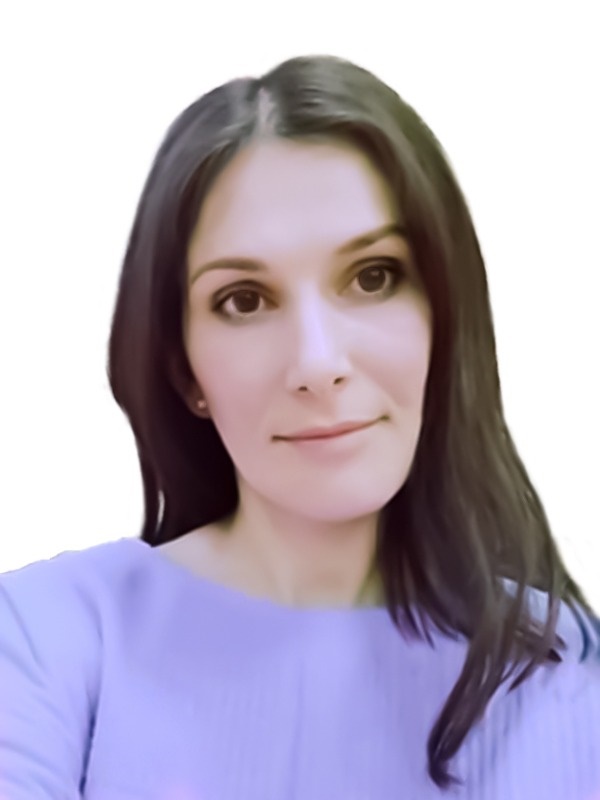 Воспитатель первой категории Абдулмаджидова Эмина Таджудиновна.